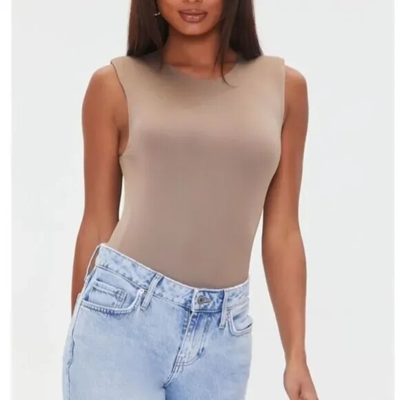 Lulus sleveless bodysuit shoulderpads beige light moka size S‎ - Picture 1 of 8
